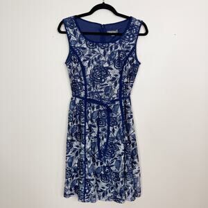 Roz & Ali Floral Lace Fit and Flare Dress Tie Waist Size 6 Navy Blue Sleeveless